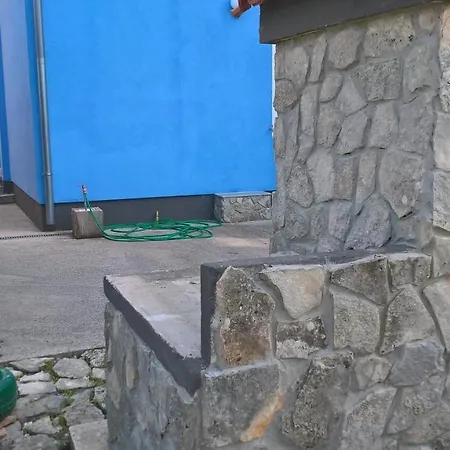 Apartman With Parking Spaces - 19428 *