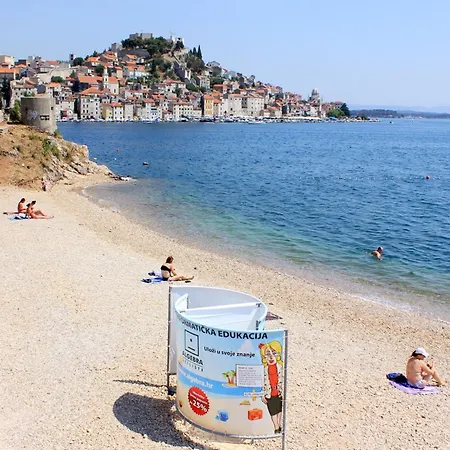 With Parking Spaces - 19428 Apartman Sibenik