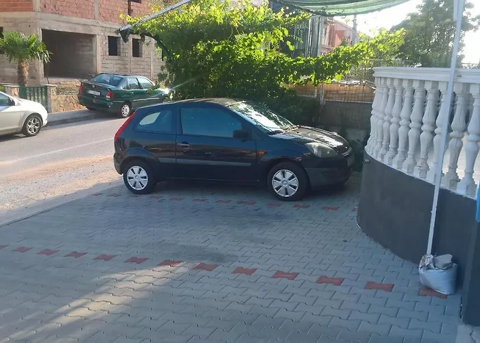 Apartman With Parking Spaces - 19428 *