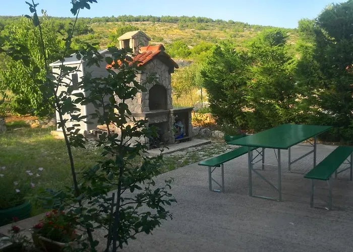 With Parking Spaces - 19428 Apartman Sibenik