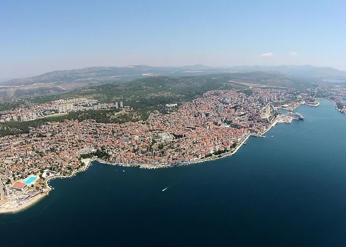 With Parking Spaces - 19428 Apartman